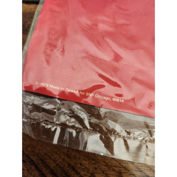 Vintage Paper Honeycomb 12" Snowman Cut Out Centerpiece Sealed Package 1979 - Picture 4 of 4